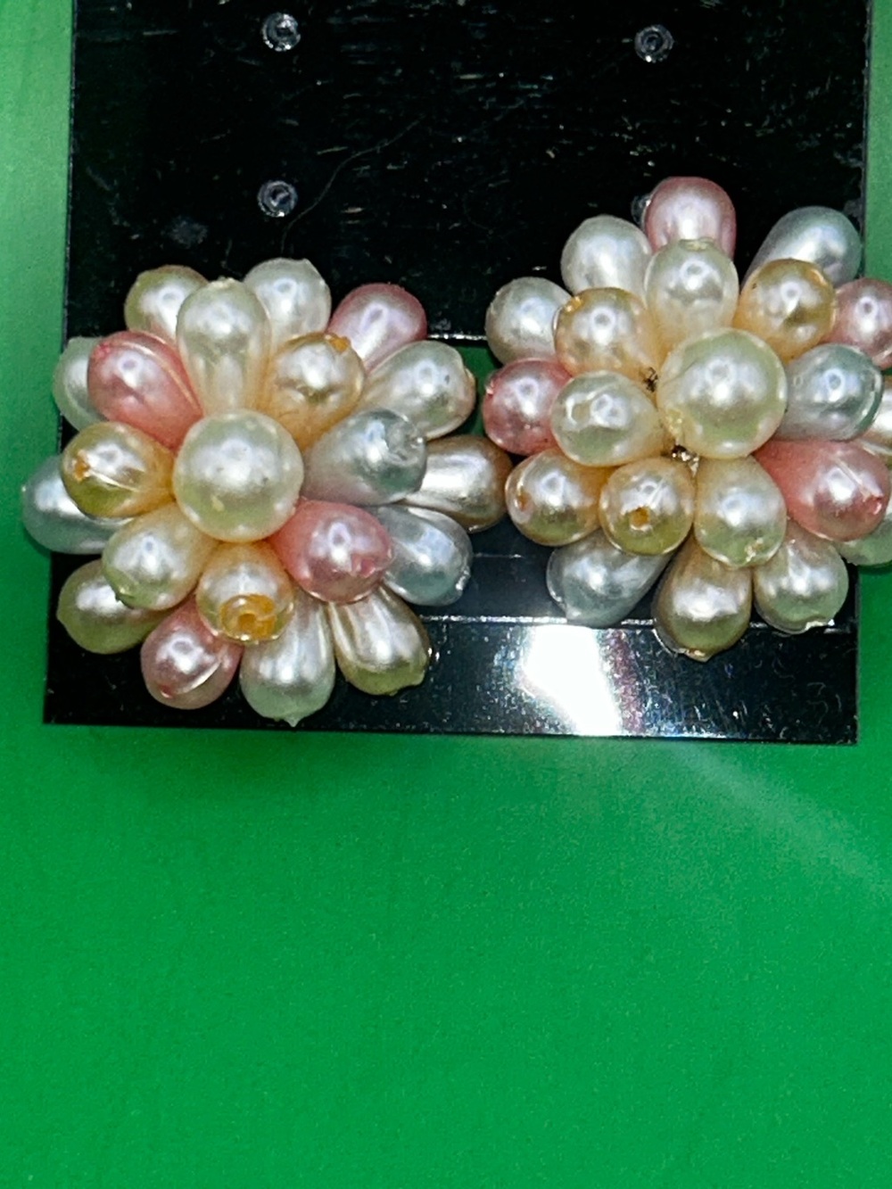 Vintage Freshwater Pearl Clip on Cluster earrings